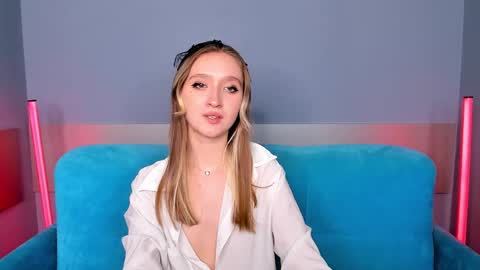 Snapshot of ameliawise chatting on 02.14.25 ameliawise online show from 02.14.25