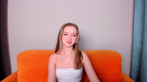 Snapshot of ameliawise chatting on 02.16.25 ameliawise online show from 02.16.25