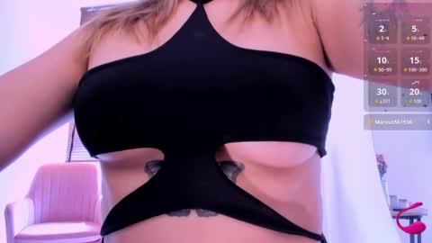 Amelie Graham online show from 11.25.25