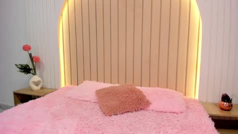 Amelia online show from 12.15.24