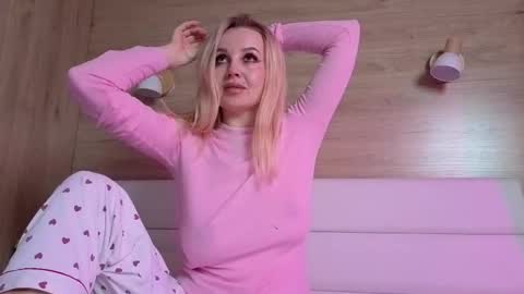 Amelija Rouz online show from 12.03.25