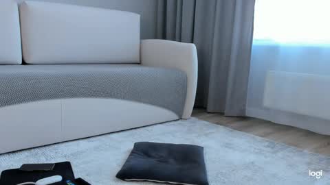 Amelina Love online show from 04.03.26