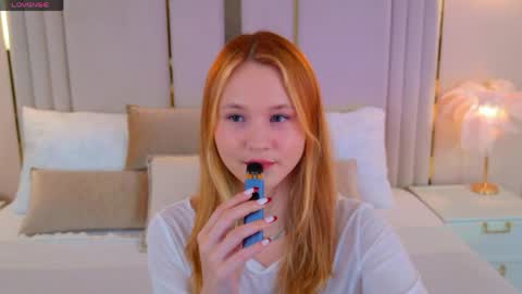 Snapshot of ameliroyse chatting on 04.26.26 AmeliRoyse online show from 04.26.26