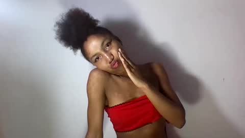 Snapshot of amelisy20005 chatting on 03.14.26 amelisy20005 online show from 03.14.26