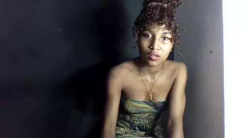 Snapshot of amelisy20005 chatting on 04.20.26 amelisy20005 online show from 04.20.26