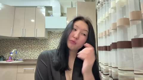 Snapshot of ameliya_kim chatting on 04.30.26 Ameliya online show from 04.30.26