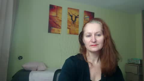 Snapshot of amelly777 chatting on 02.06.25 amelly777 online show from 02.06.25