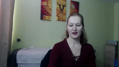 Snapshot of amelly777 chatting on 02.26.25 amelly777 online show from 02.26.25