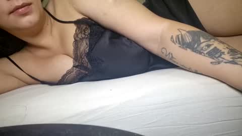 Snapshot of amelly_grey chatting on 10.26.25 Amelly online show from 10.26.25