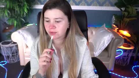 Snapshot of amellymillyy chatting on 02.28.26 amellymillyy online show from 02.28.26