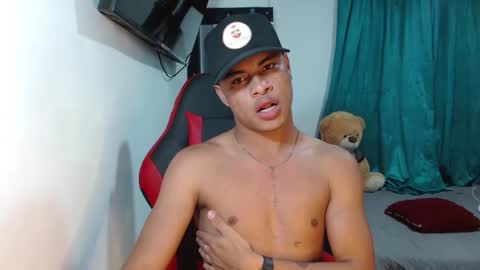 AMILCAR online show from 12.31.24