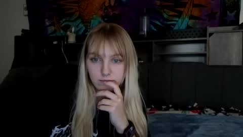 Snapshot of amethystmoon18 chatting on 03.02.26 amethystmoon18 online show from 03.02.26