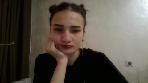 Julia  online show from 03.04.25