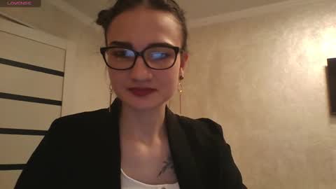 Julia  online show from 03.06.25