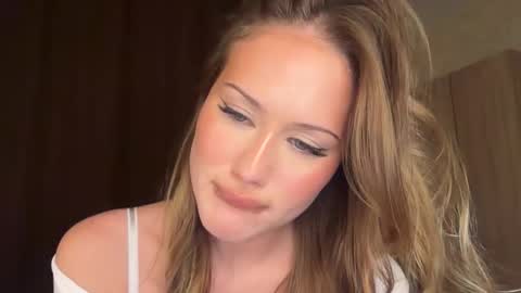 ami_amora online show from 11.08.25