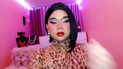 Queen Mireska online show from 02.01.25