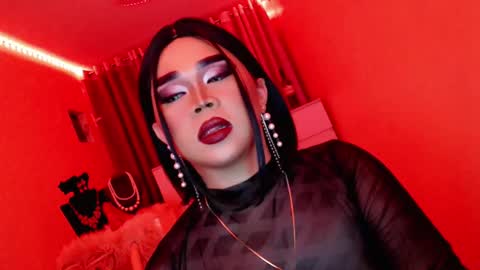 Queen Mireska online show from 03.07.25