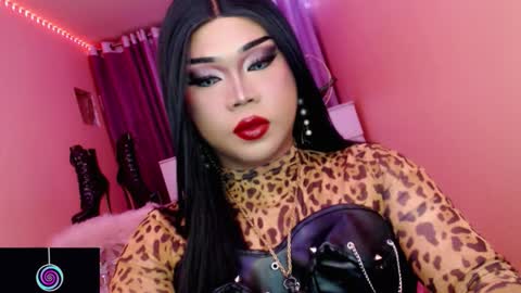 Queen Mireska online show from 10.09.25