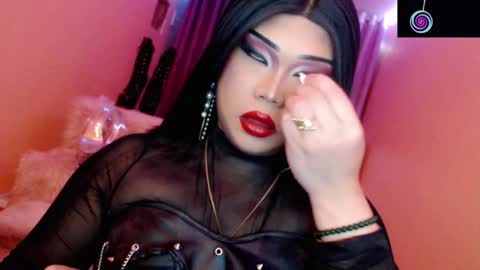 Snapshot of amiadoll chatting on 02.14.26 Queen Mireska online show from 02.14.26