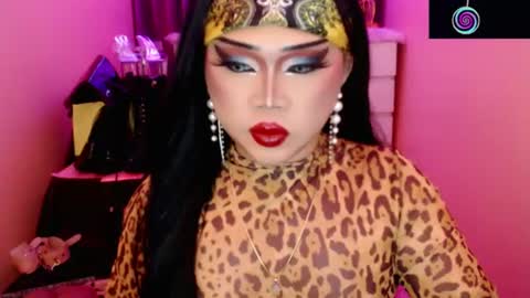 Snapshot of amiadoll chatting on 07.05.26 Queen Mireska online show from 07.05.26