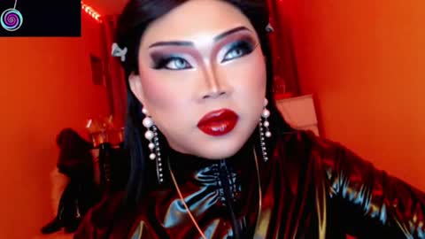 Snapshot of amiadoll chatting on 07.25.26 Queen Mireska online show from 07.25.26