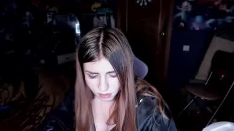 Snapshot of amiandthomas chatting on 10.01.25 VelvetCaprice online show from 10.01.25