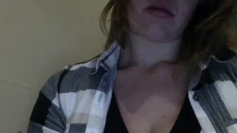 Snapshot of amileamariestar chatting on 12.24.24 amileamariestar online show from 12.24.24