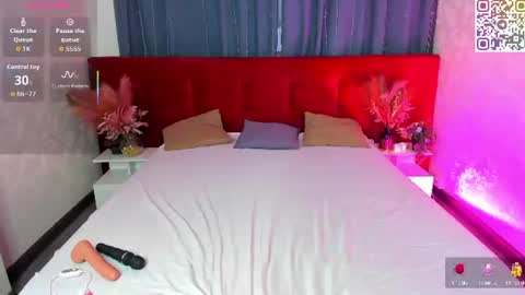 Snapshot of amilia_may chatting on 06.22.26 amilia_may online show from 06.22.26