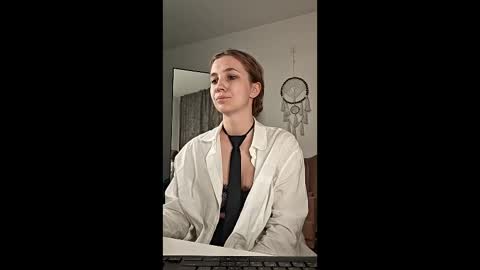 Snapshot of amillygil chatting on 05.23.26 Emily online show from 05.23.26