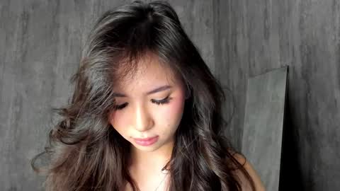 Amina online show from 01.29.25