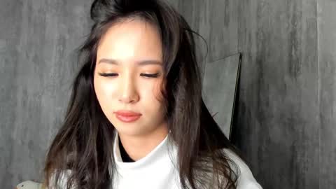 Amina online show from 02.15.25