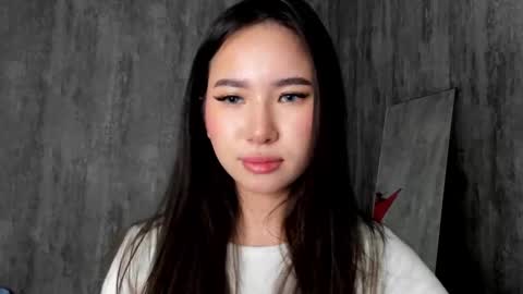 Amina online show from 02.28.25