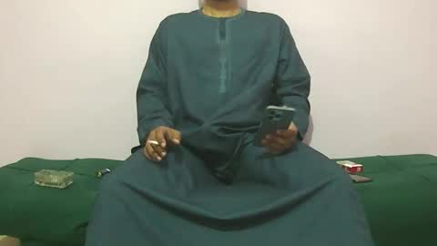 Snapshot of amir_elaraby chatting on 10.02.25 Amir online show from 10.02.25