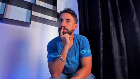 Snapshot of amir_salah chatting on 03.02.25 Amir online show from 03.02.25