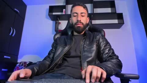 Snapshot of amir_salah chatting on 03.06.25 Amir online show from 03.06.25