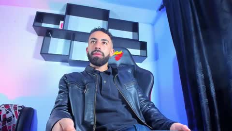 Snapshot of amir_salah chatting on 03.07.25 Amir online show from 03.07.25