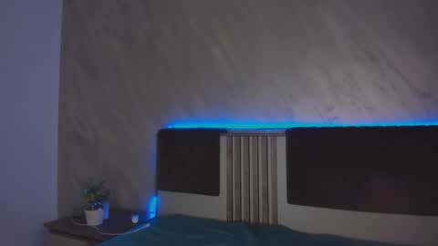 AmiraAnne online show from 09.19.25