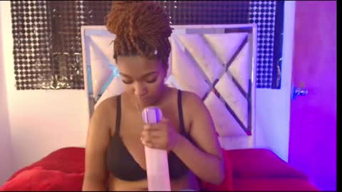 Amira online show from 03.25.26