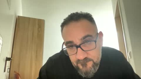 Snapshot of amirsds3298129 chatting on 02.10.26 amirsds3298129 online show from 02.10.26