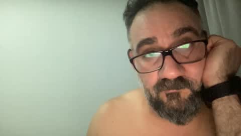 Snapshot of amirsds3298129 chatting on 02.21.26 amirsds3298129 online show from 02.21.26
