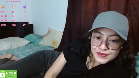Snapshot of amitlu_ chatting on 05.31.26 amitlu_ online show from 05.31.26