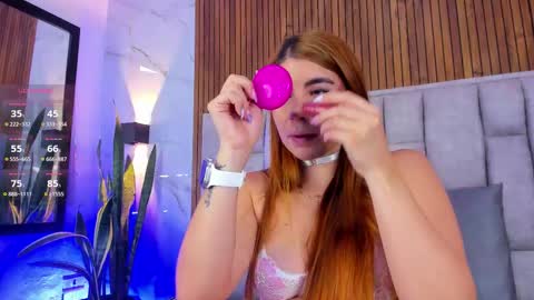 Snapshot of ammbar_foxx chatting on 02.14.26 ambar online show from 02.14.26