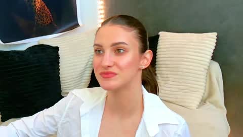 Snapshot of ammirra_a chatting on 04.11.26 Amira online show from 04.11.26