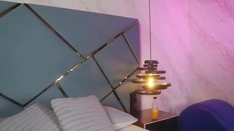 ammy durand online show from 11.08.25