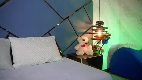 ammy durand online show from 04.12.26