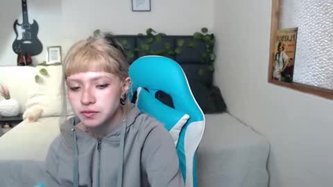 Snapshot of amnesiia_ chatting on 09.23.25 Amnesia online show from 09.23.25