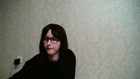 Amomira online show from 12.14.24