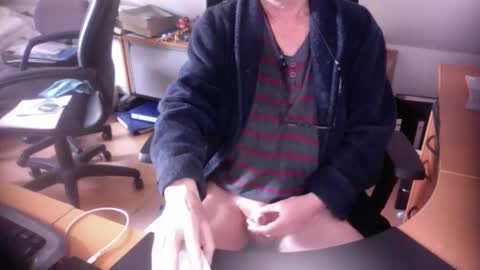 Amor2200 online show from 02.27.25