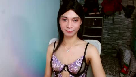 Snapshot of amorous_tina chatting on 05.21.26 Tina online show from 05.21.26