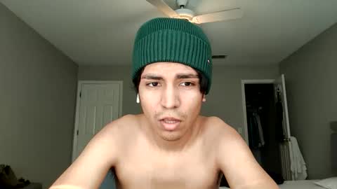 Snapshot of amoscuida chatting on 01.08.26 amos online show from 01.08.26